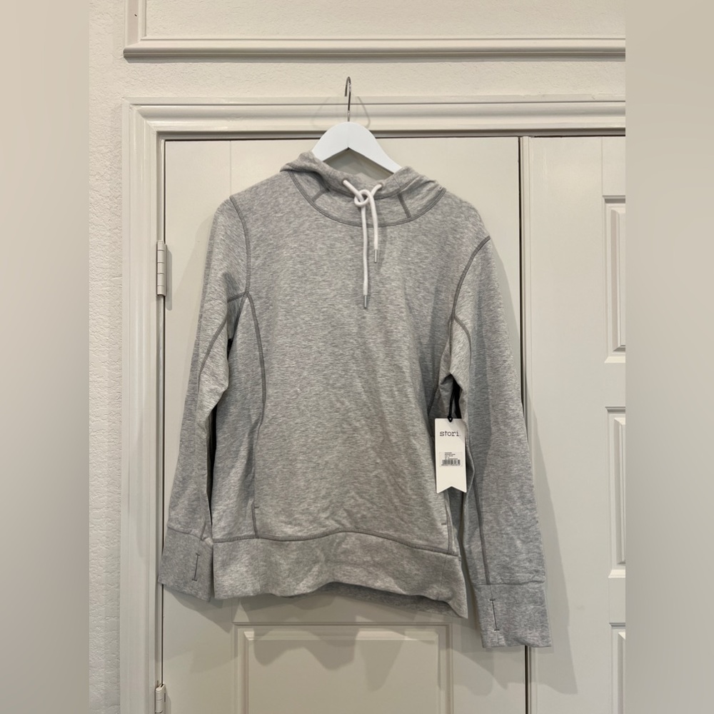 Stori Hoodie